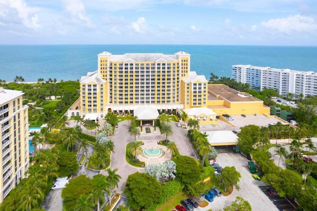 The Palms, Ocean View Studio Located At Ritz Carlton - Key Biscayne Майами Экстерьер фото
