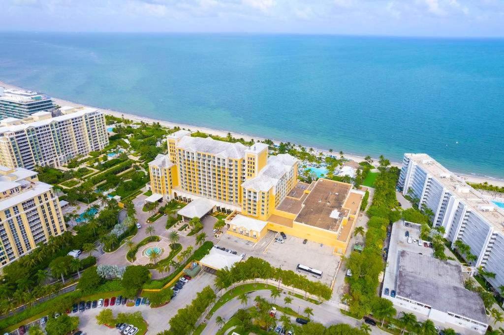The Palms, Ocean View Studio Located At Ritz Carlton - Key Biscayne Майами Экстерьер фото